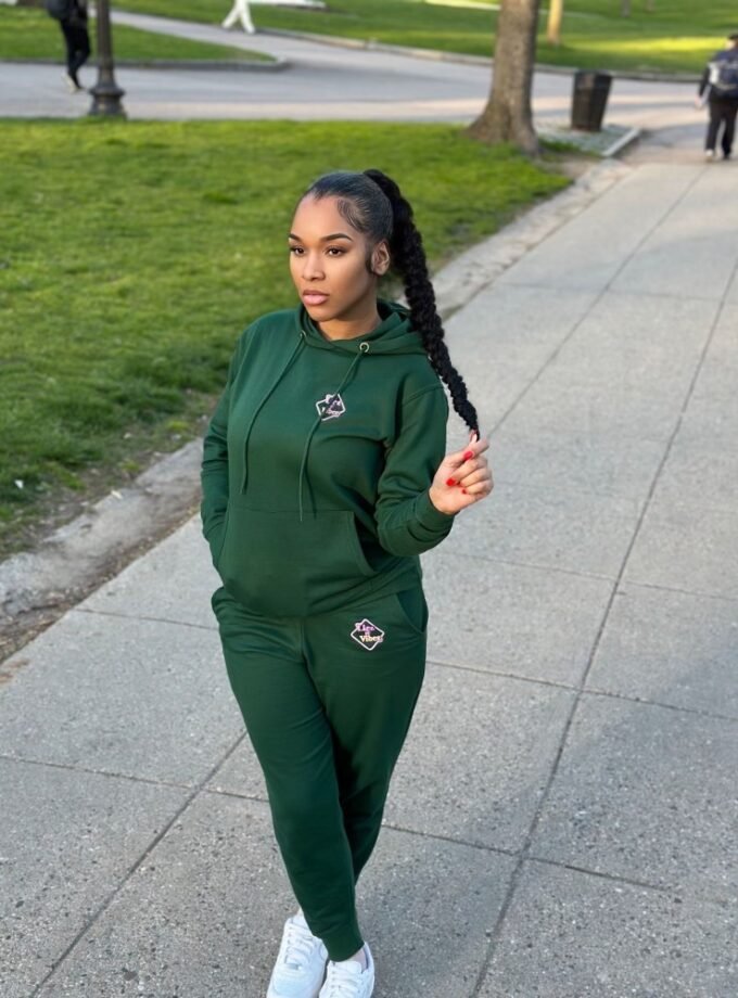 Liez n Vibez Sweat Suit Set